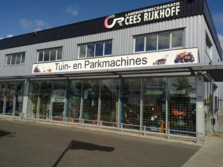 reklamebord voorkant pand